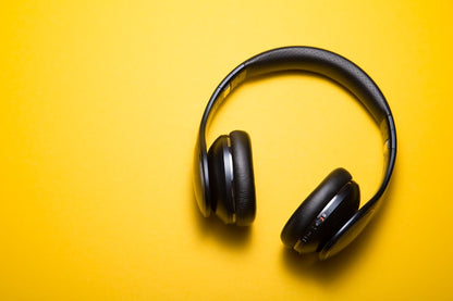 Earbuds lifestyle shot person wearing